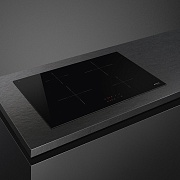 Поверхность индукционная Smeg SI2741D (Чёрная стеклокерамика / 4 конфорки / Таймер / 7,2 кВт)
